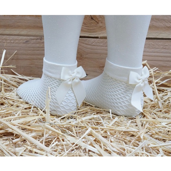 🆕Condor Souquet with bow and pearl Size 6/8 - Picture 4 of 4